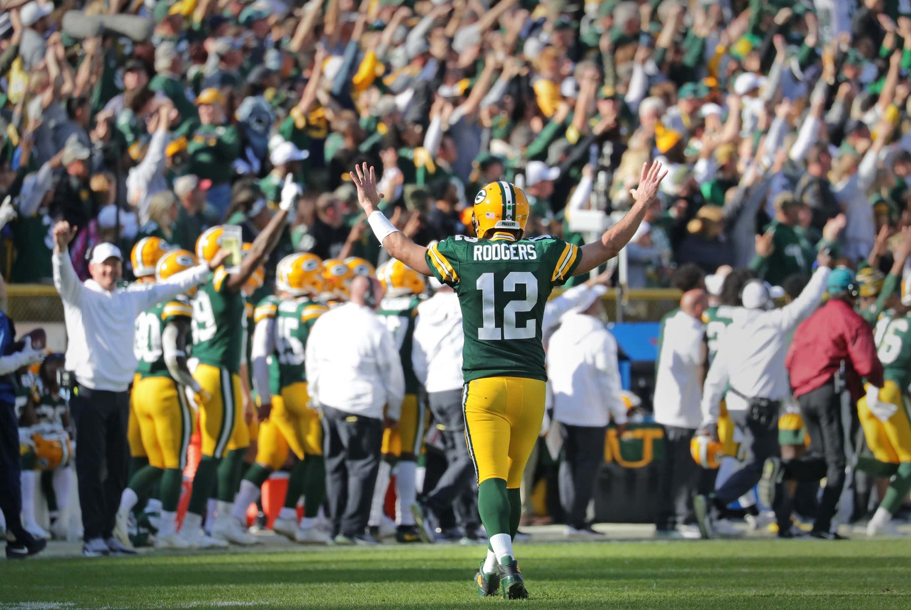 12: A Tribute to Aaron Rodgers Legendary Green Bay Career