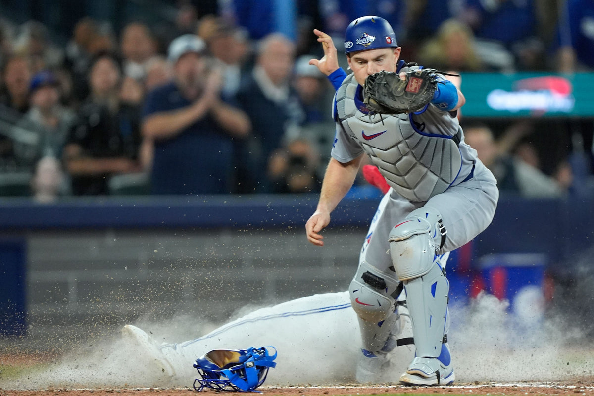 Dynasty in Blue: The Dodgers Back-to-Back Championship Reign