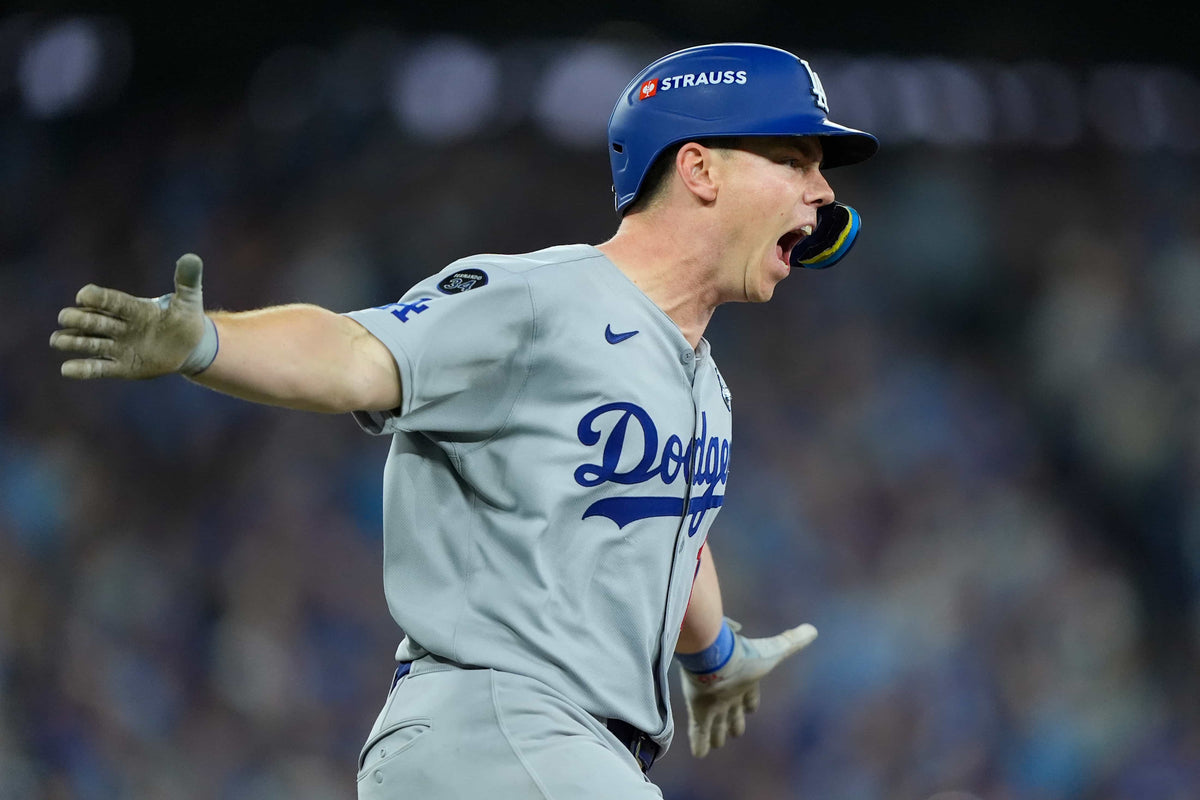 Dynasty in Blue: The Dodgers Back-to-Back Championship Reign
