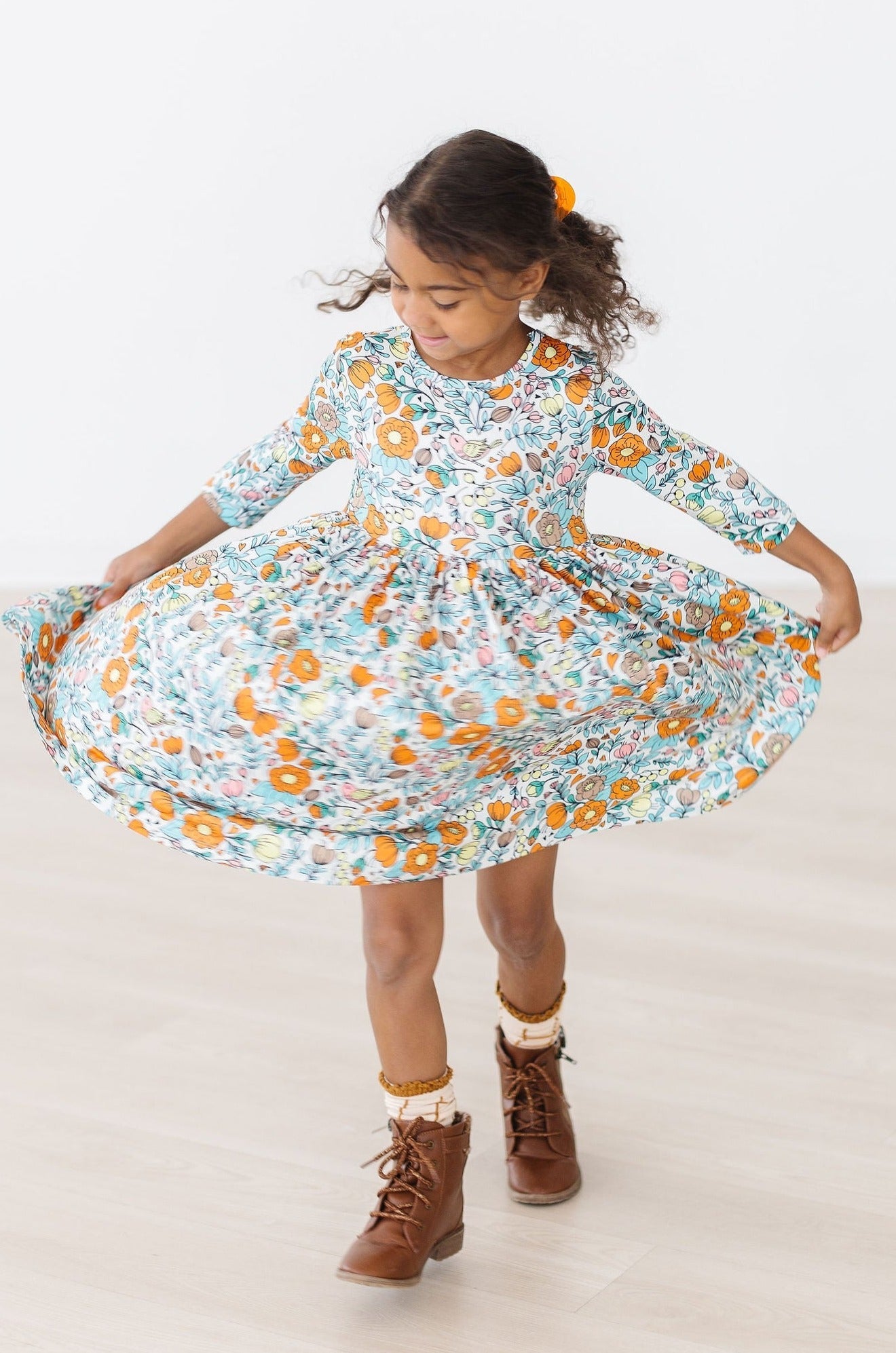 Vintage Vibes 3/4 Pocket Twirl Dress - Image 4