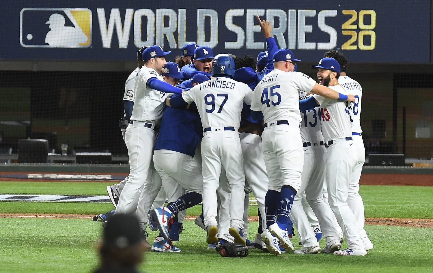Blue Heaven: The Story of the Los Angeles Dodgers 2020 World Series Season