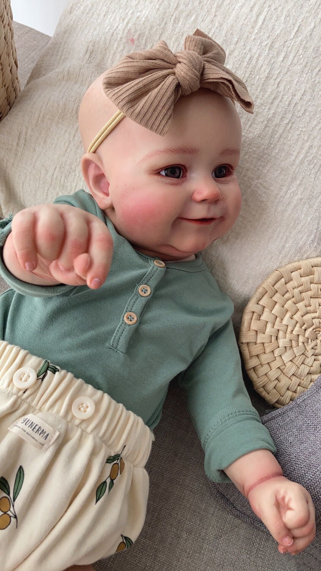 Cute Creative Simulation Baby Doll Finished Product - Cindi Book