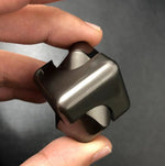 Fingertip gyro decompression toy - Cindi Book