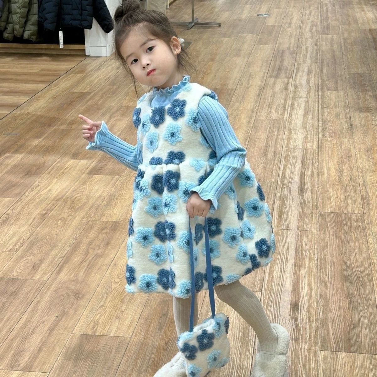 Winter New Girls' Sweater With Stringy Selvedge Flower Fleece-lined Vest Dress - Cindi Book