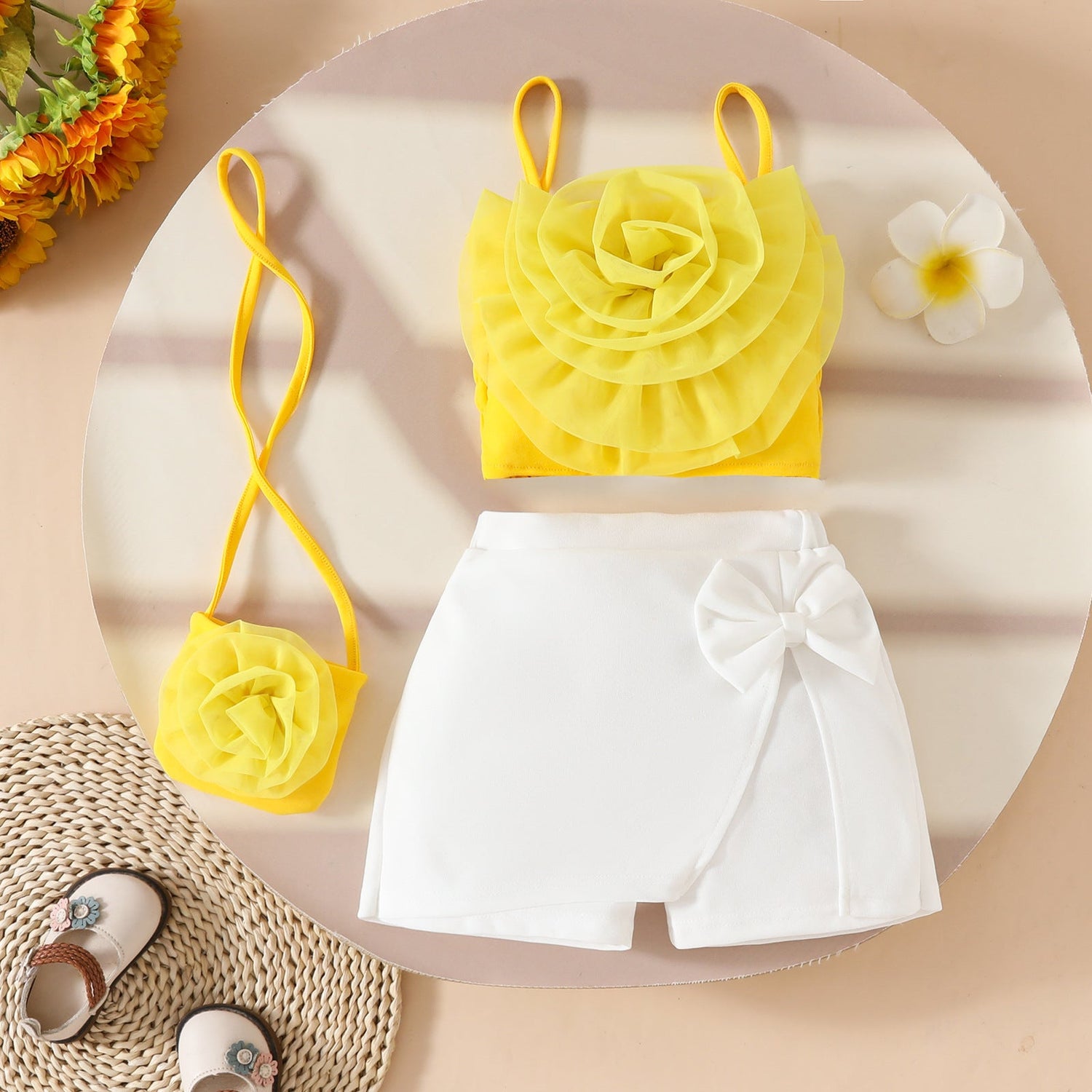 Girl's 3D Flower Pulling Strap Set - Cindi Book