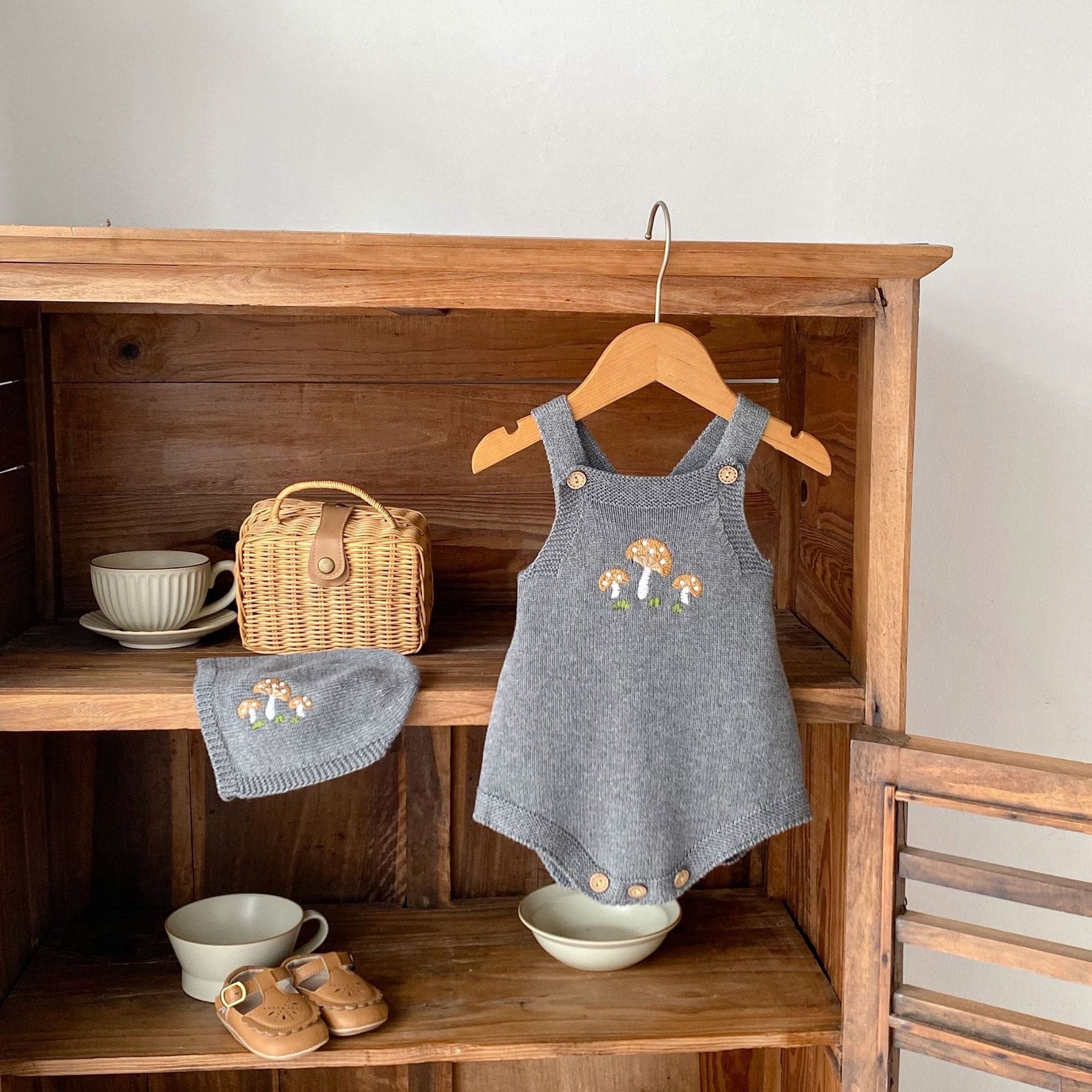 Baby Boys And Girls Mushroom Embroidered Romper Embroidered Hat - Cindi Book