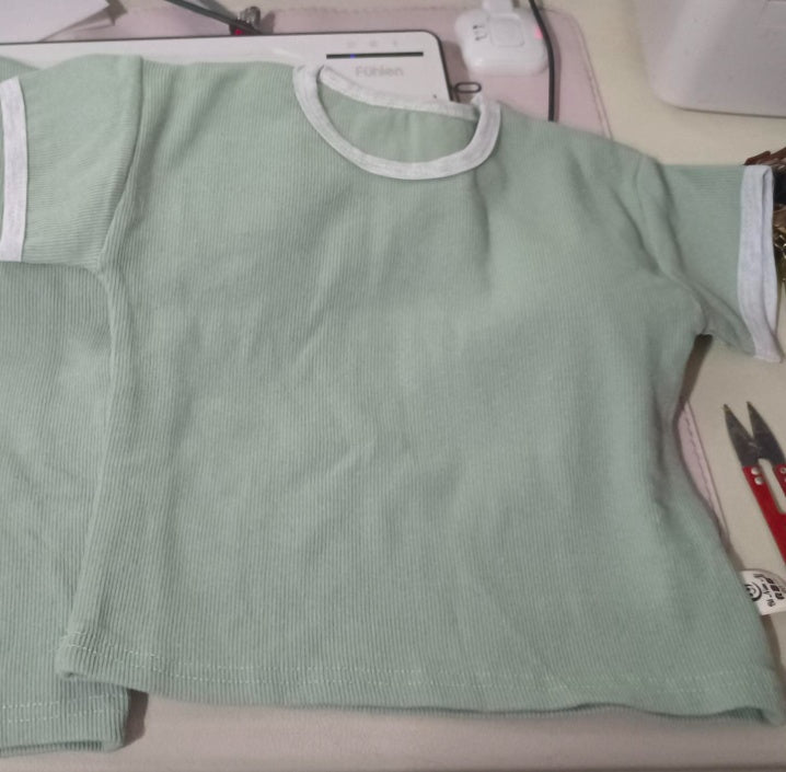 Infant and young children's clothing made of old casual sports short-sleeved suit - Cindi Book
