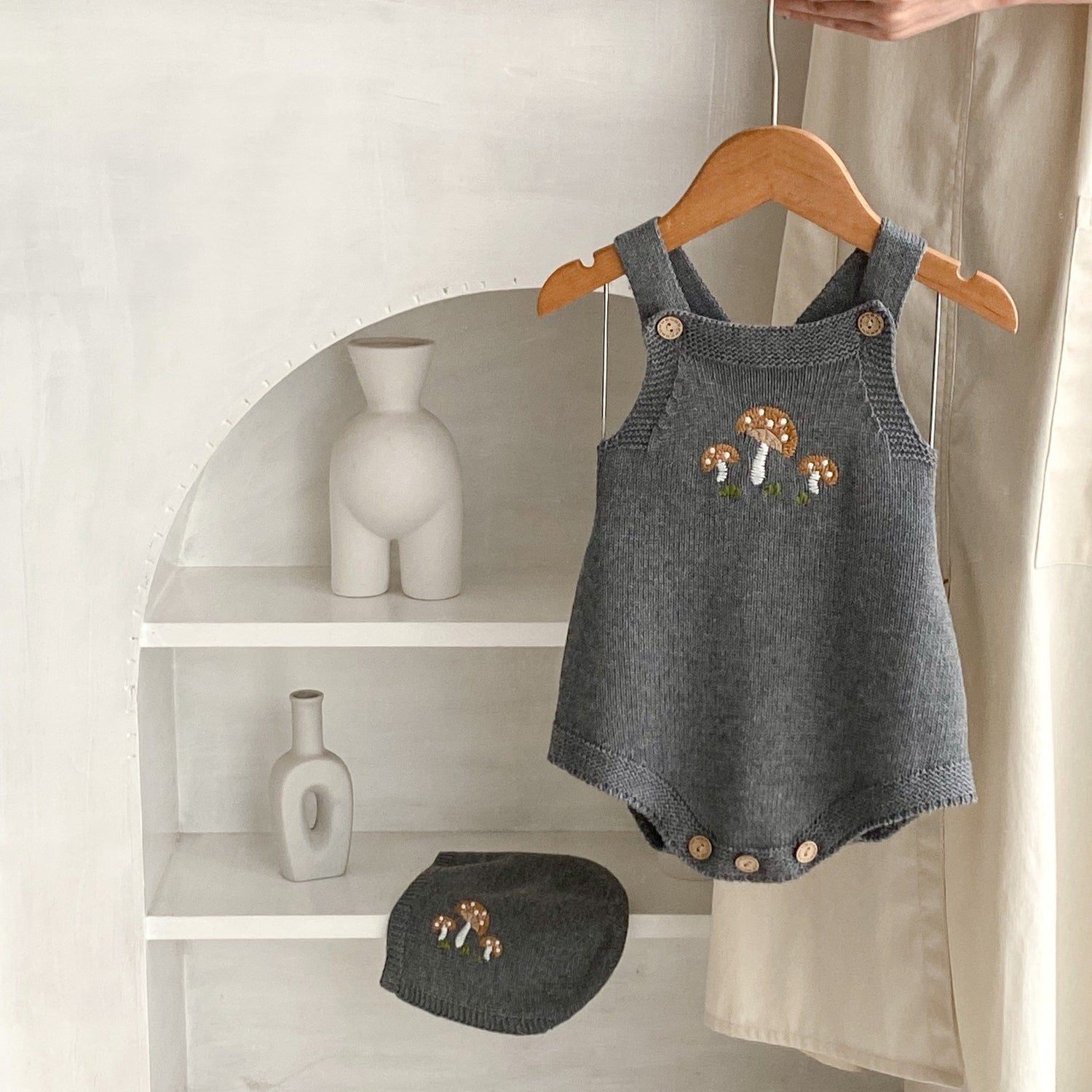 Baby Boys And Girls Mushroom Embroidered Romper Embroidered Hat - Cindi Book