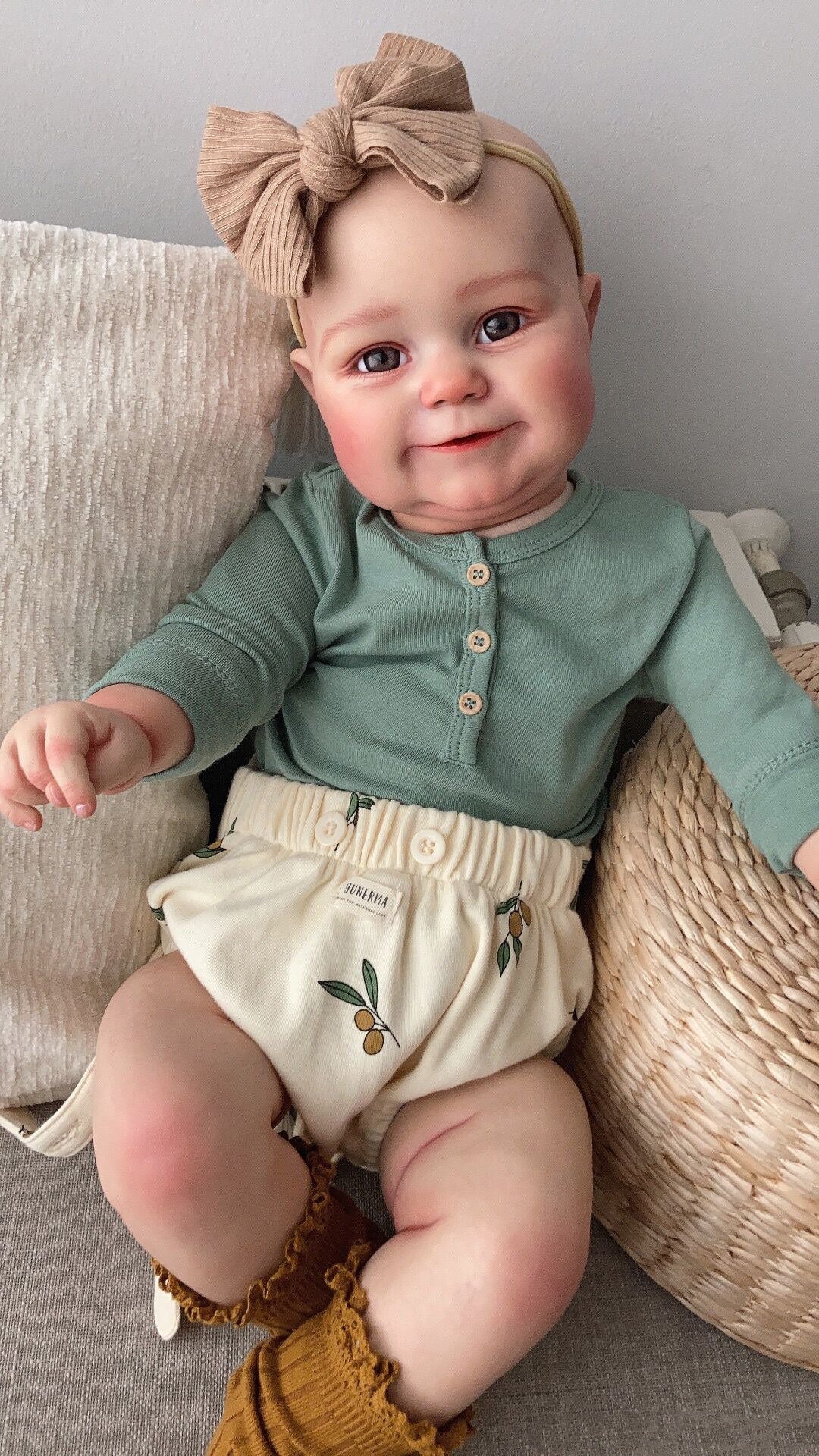 Cute Creative Simulation Baby Doll Finished Product - Cindi Book