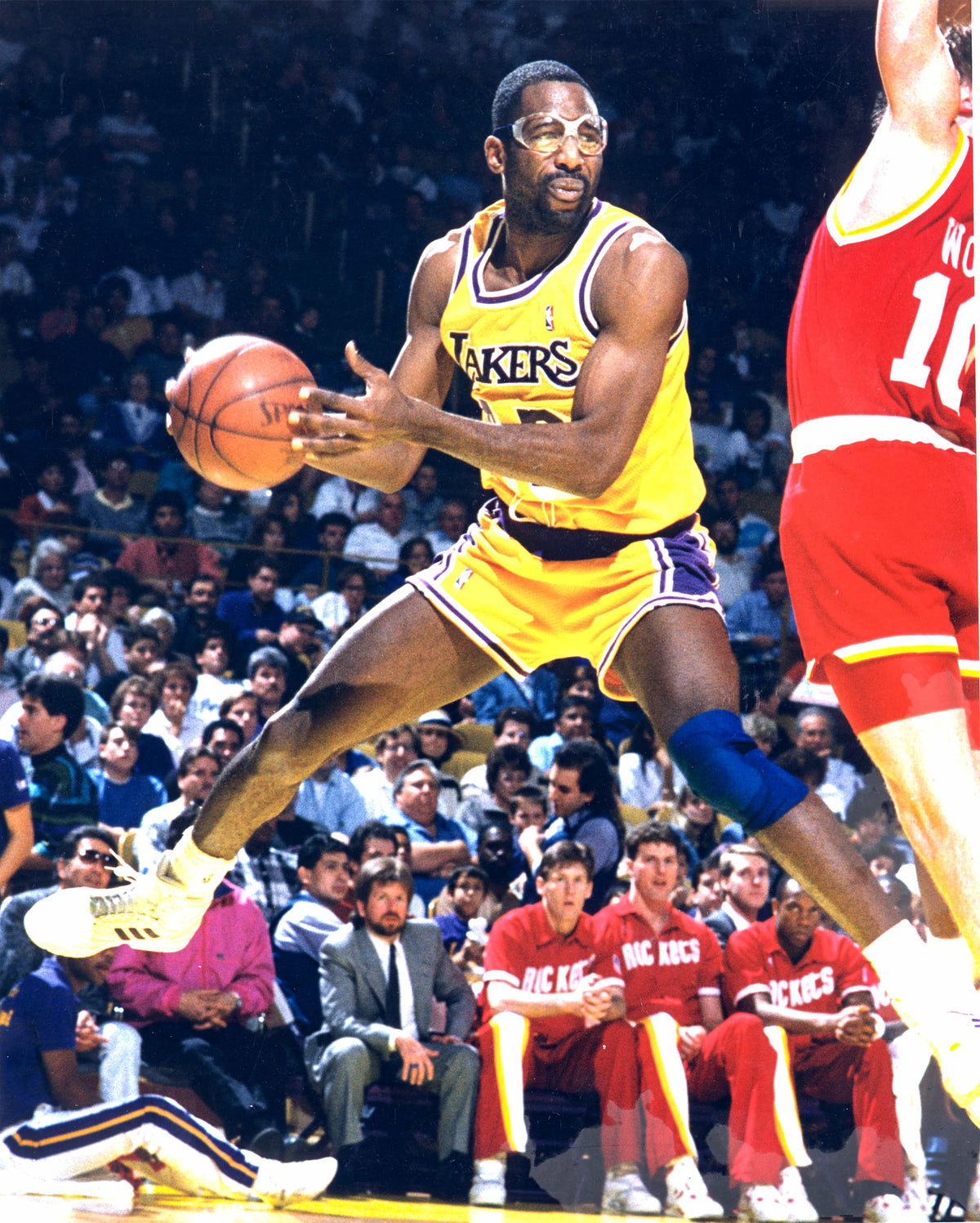 Legend of the Lakers: A Look Back at the Lakers’ 17 Championships Spanning 75 Years