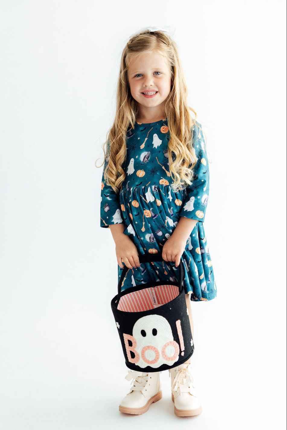 Happy Haunting 3/4 Sleeve Pocket Twirl Dress