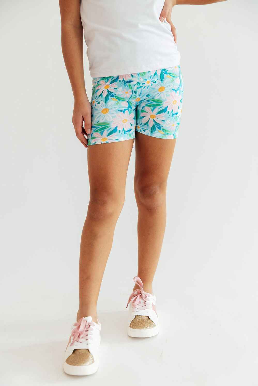 Preppy Daisies Twirl Shorts