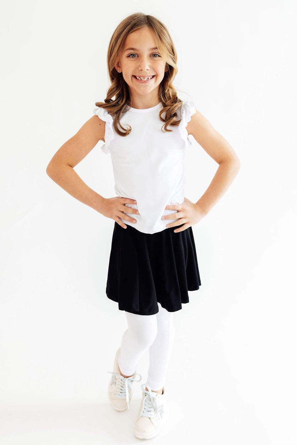 Black & White Twirl Skegging - Image 2